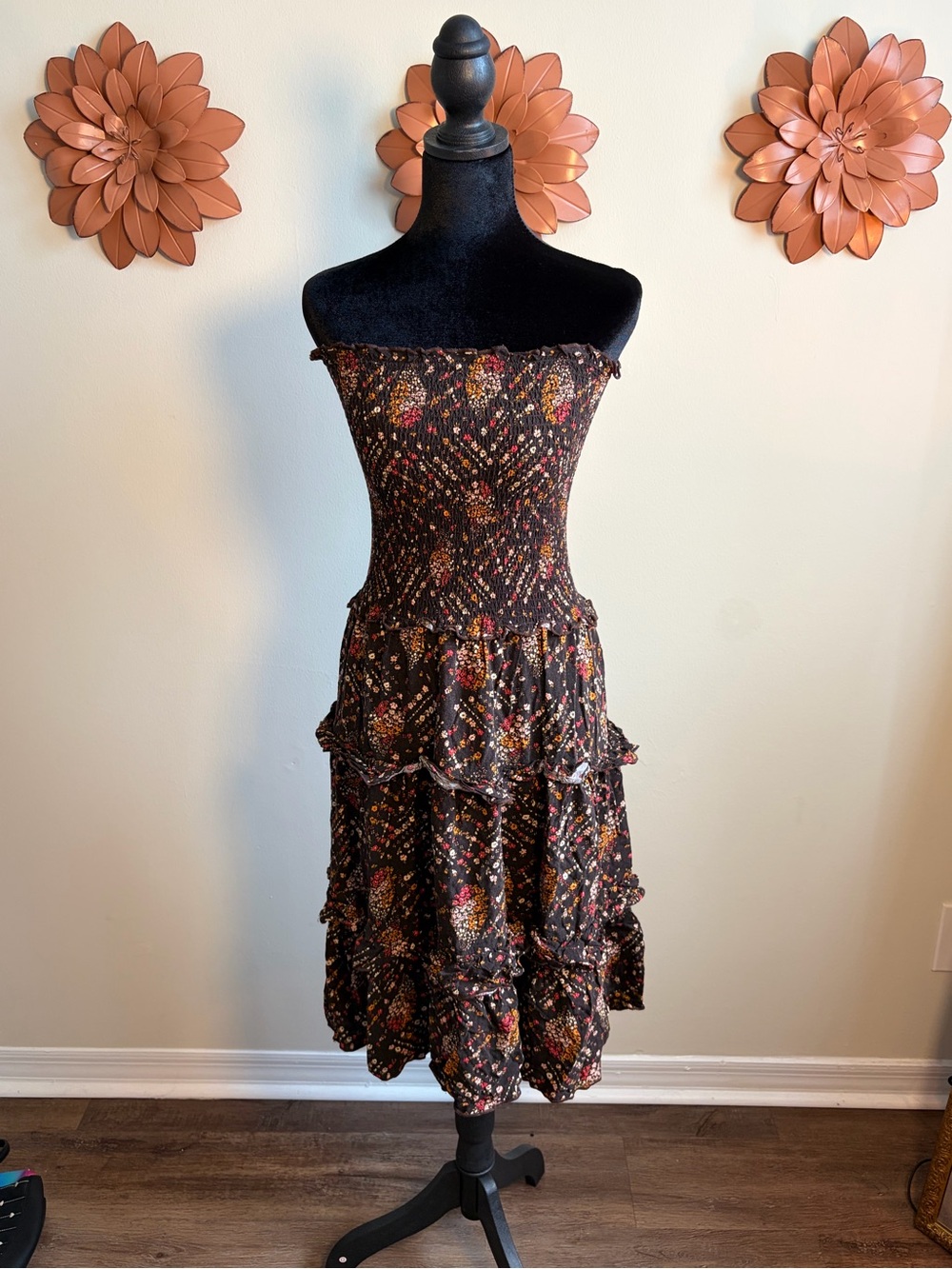 Y2K Smocked Floral Tiered Midi Dress